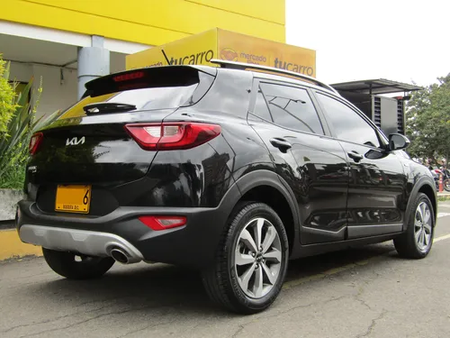Kia Stonic 1.0 Zenith Hybrid MT