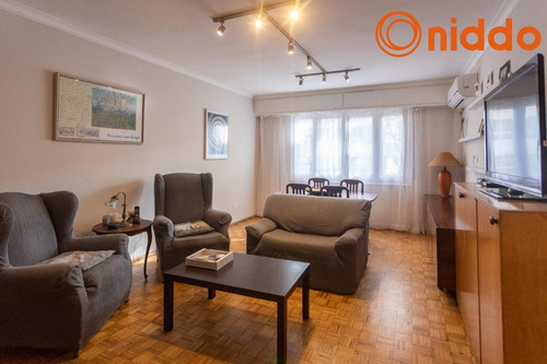 Imagen 3 de 17 de Venta De Apartamento En Centro. Canelones Y Convención.