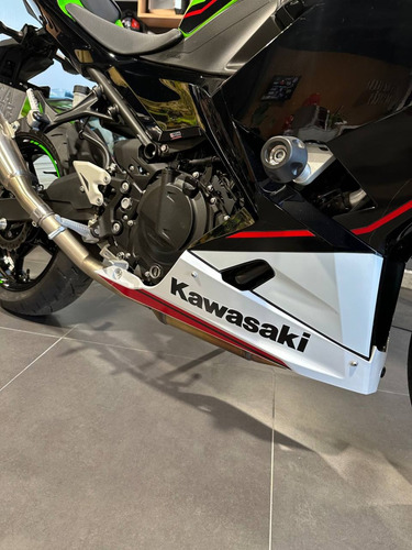 Imagen 10 de 16 de Kawasaki Ninja 400 2021 78kms. Igual A 0km Con Escape Arrow!