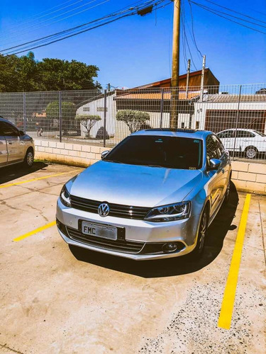 Volkswagen Jetta 2.0 Tsi Highline 4p 211 Hp 2013