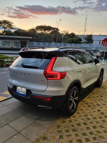 Volvo XC40 2.0 T5 Awd R-design