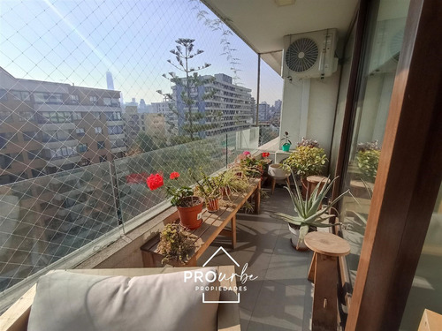 Departamento Arriendo 3 Dorm, Providencia, 2 Estacionamiento