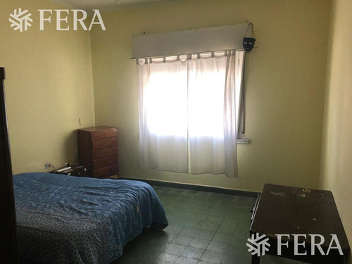 Imagen 6 de 18 de Venta De Casa 3 Ambientes A Reciclar Con Patio En Villa Dominico (26740)