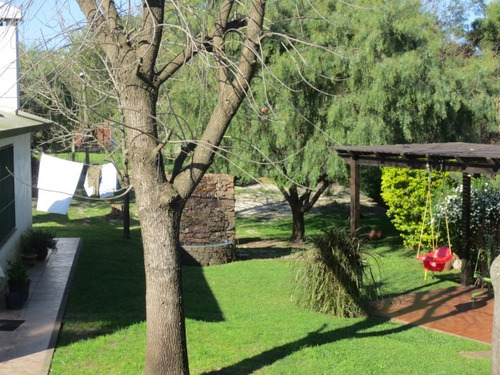 Imagen 3 de 14 de Venta Chale De Tejas + Barbacoa Con Hab Y Baño.apta Banco