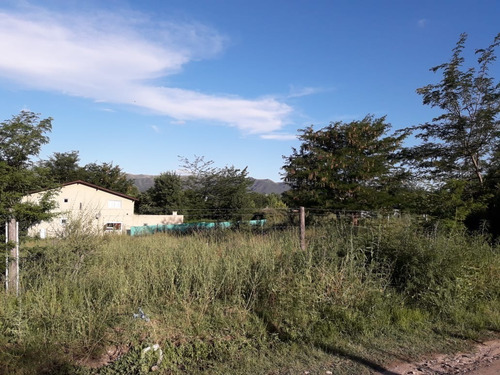 Imagen 1 de 2 de Terreno De 300m2 A Una Cuadra De La Ruta
