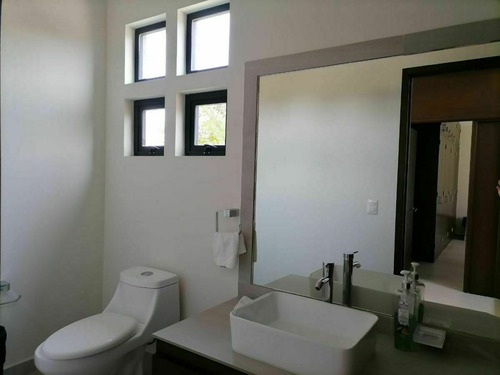 Imagen 15 de 24 de Excelente Casa En Venta Blvd De La Luz /jardines Del Pedre