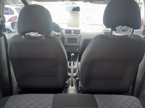 Volkswagen Suran Highline Gris Indy 2019