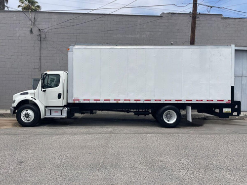 Freightliner M2 106