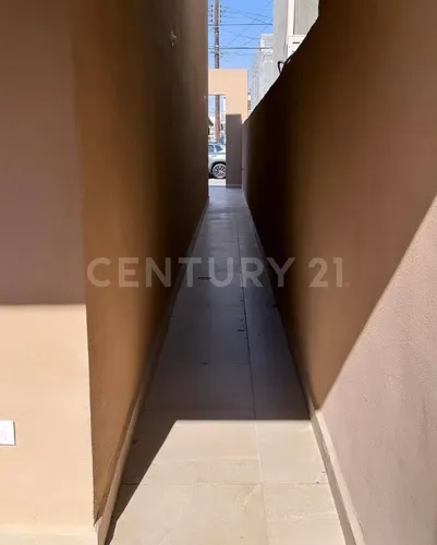 Casa En Venta En Col. El Roble En San Nicolas De Los Garza