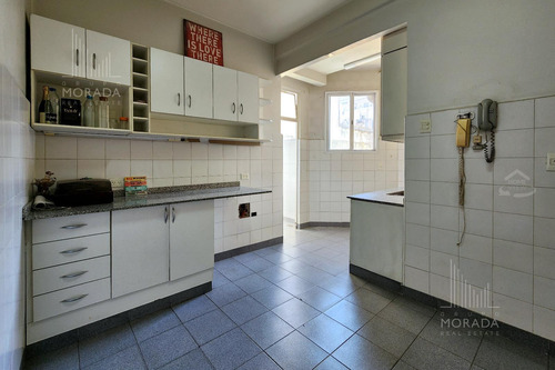 Venta Departamento Semipiso 5 Amb. Con Baulera En Recoleta