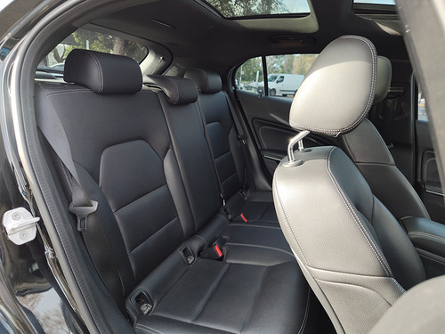 Mercedes-Benz Clase GLA 1.6 Gla200 Urban 156cv