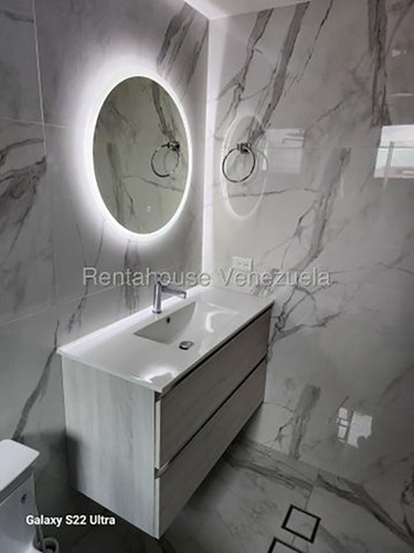Apartamento ( Remodelado ) Alquiler El Rosal Mls - 25-18329