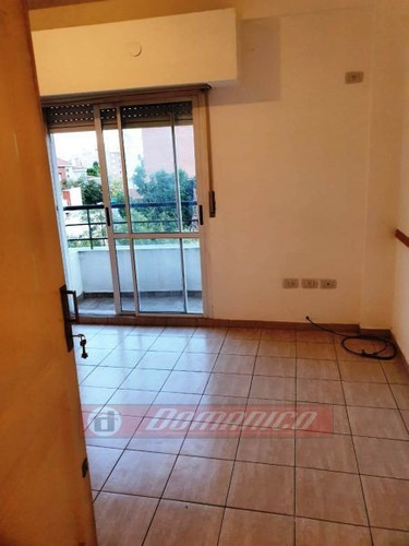 Imagen 2 de 9 de Departamento En Venta En Morón