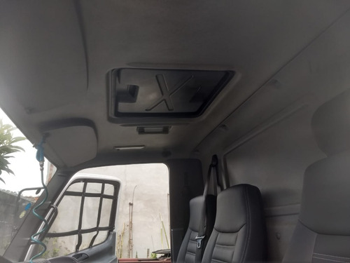 Mercedes 815 - Bau Refrigerado !! R$ 135.000,00 !! 2012