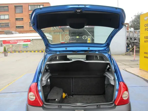 Renault Clio Cool 1600cc Mt Aa
