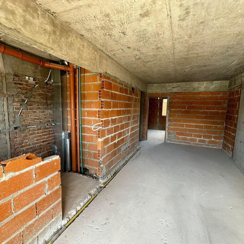 Departamento En Venta Ubicado En Flores, Capital Federal, Buenos Aires