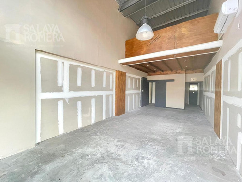 Imagen 4 de 14 de Locales - Alquiler Anual - Punta Del Este - Av. Roosevelt - Ref:4336192