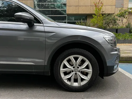 Volkswagen Tiguan Allspace Comfortline 1.4 Tsi