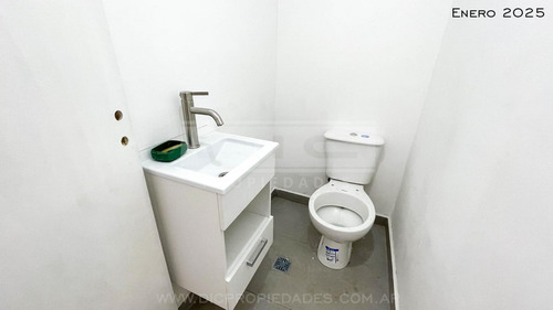 Triplex 3 Dormitorios A Estrenar Venta - Munro