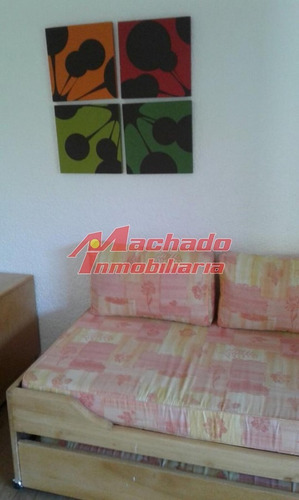 Muy Buena Casa, En Zona Residencial- Ref: 5213