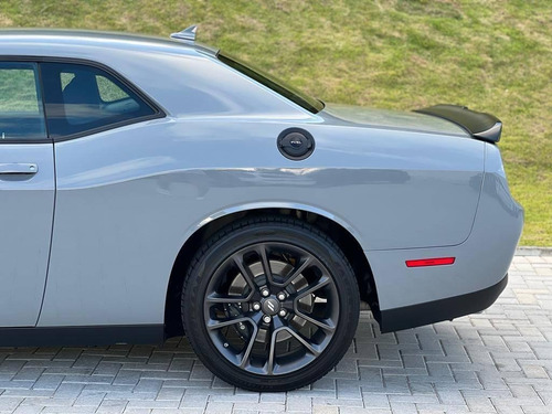 Imagem 7 de 15 de Dodge Challenger Rt V8