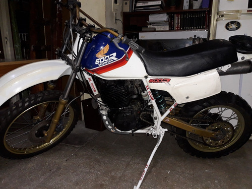 Imagen 9 de 12 de Liquido - Honda Xl 600 R Japonesa 1985 Tricolor / Excelente!