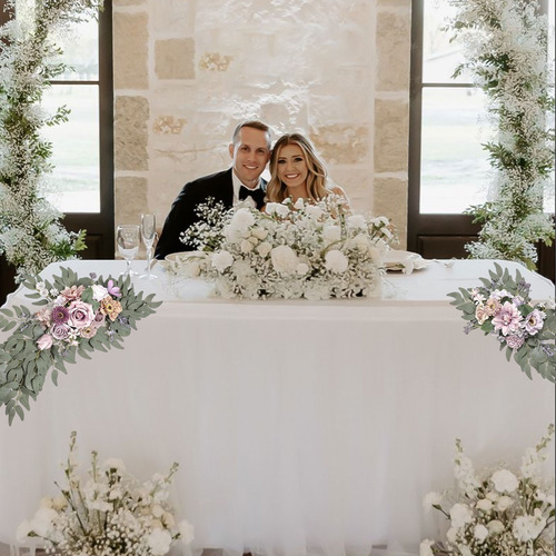 O Mesa De Boda De Alta Gama Con Forma De Ramo De Flores Arti