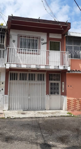 Imagen 1 de 14 de Casa Doble Propósito A Pie De Calle Barrio Sucre