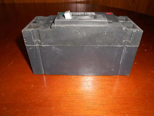 Disyuntor Breaker De 40 Amp. Ge. (Usado)