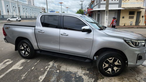 Toyota Hilux 2.8 Tdi Srx Cab. Dupla 4x4 Aut. 4p