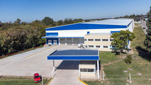 Importante Deposito De 12000 M2 A Tan Solo 100 Mts De Panamericana, Garin