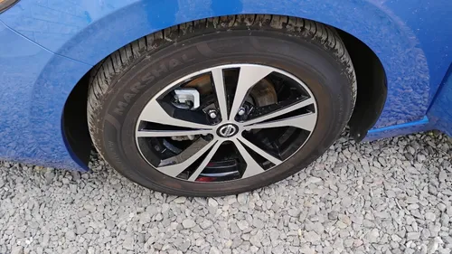 Nissan Sentra 1.8 Sense Mt