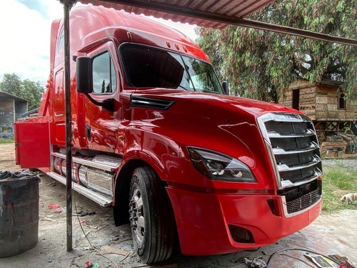 Imagen 7 de 10 de Freightliner Cascadia Grua 50 Ton Placas Federal Baras 2019