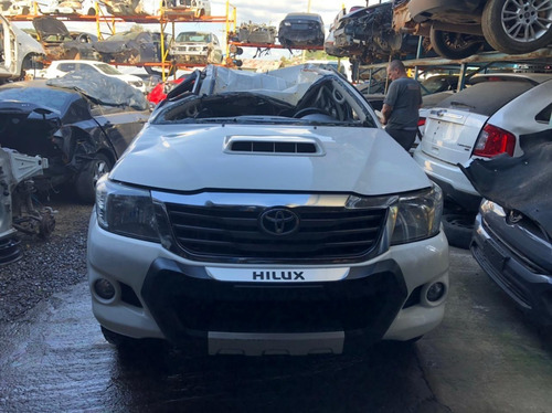 Sucata Toyota Hilux 2015 3.0 4x4 Automatico - Rs Auto Peças