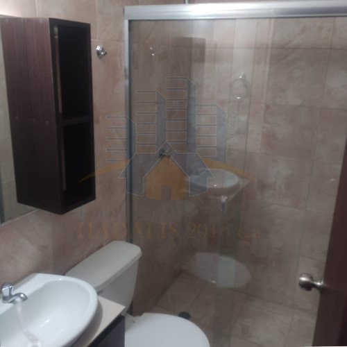 Imagen 13 de 14 de Apartamento En Alquiler De 2 Hab, , Resd. Apamates Suites Ii