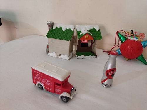 Coca Cola Publicidad Lote De 7 Pzas, Casita, Esferas Y Mas (Usado)
