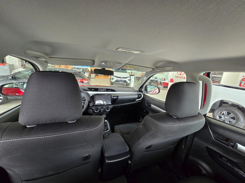 Toyota Hilux Pick-up 2.4 Cd Sr 150cv 4x2