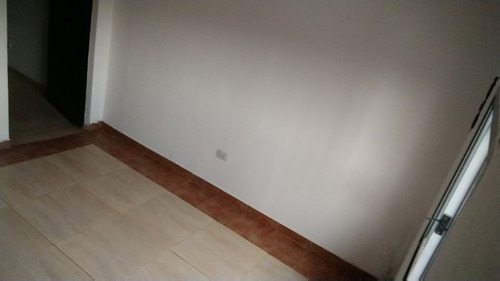 Venta Departamento 2 Ambientes En Isidro Casanova