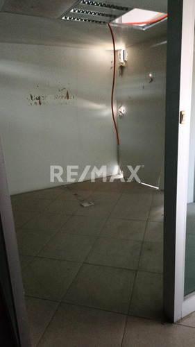 Local En Renta En Plaza Comercial Av. Tecnologico, Metepec Estado De Mexico