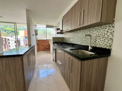 Apartamento En Arriendo En Camino Verde. Cod A776100