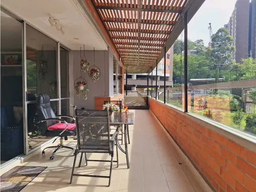 Envigado, Los.almendros; 118m2 Con Terraza