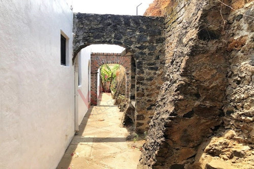 En Renta Casa De 1 Nivel En Zona Norte De Cuernavaca Privada, Jardín, Sótano Y Espacio Extra