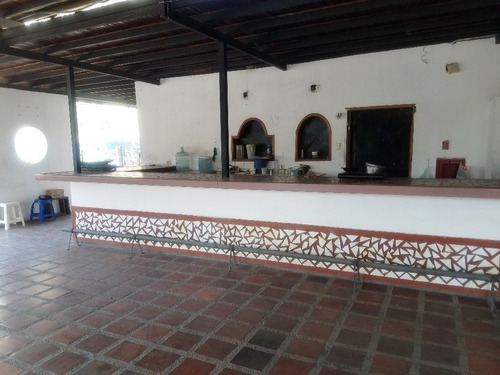 Imagen 3 de 10 de Local En Alquiler