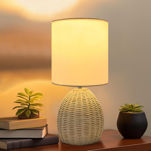 Lámpara De Mesa Boho De Ratán Hecha A Mano: Lámpara De Mesit