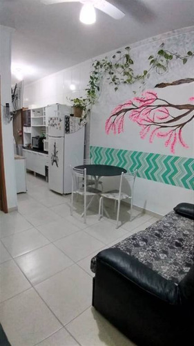 Imagem 5 de 12 de Casa, 1 Dorms Com 36 M² - Vila Mirim - Praia Grande - Ref.: Pr1863 - Pr1863
