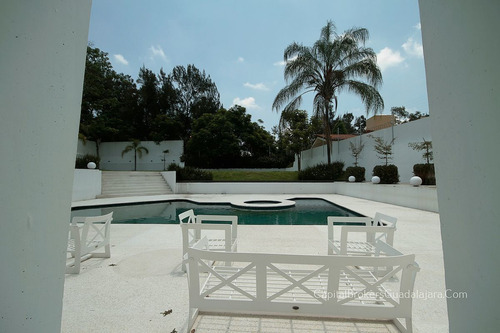 Casa Nueva De Lujo Colinas De San Javier En Venta