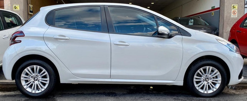 Peugeot 208 Allure 1.6