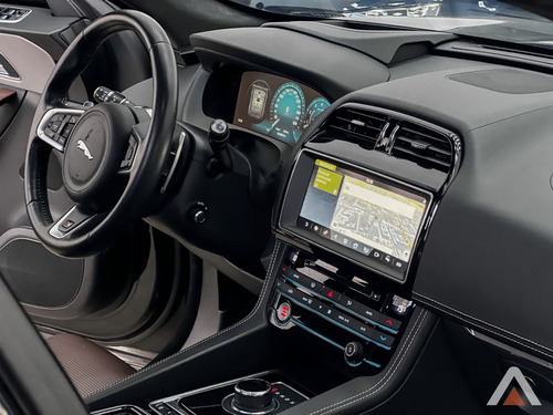 Jaguar F-PACE 3.0 V6 SUPERCHARGED S AWD 4P AUTOMÁTICO