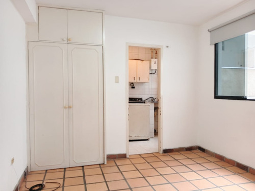 Apartamento/ Alquiler/ Colinas De Bello Monte/ 80m2/ 2h-2b-1p