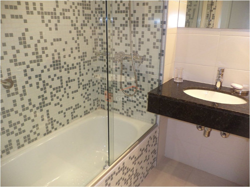 Imagen 12 de 30 de Apartamento En Punta Del Este, Mansa, Zona Del Conrad